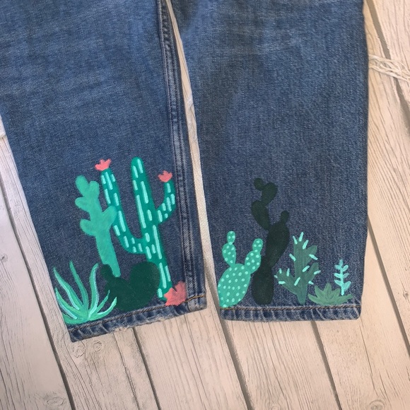 Topshop Blue Cropped Jeans with Cactus Design - Picture 4 of 7